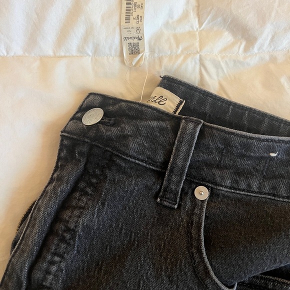 Madewell Curvy 90’s Straight Black Denim Jeans NWT - Picture 2 of 5